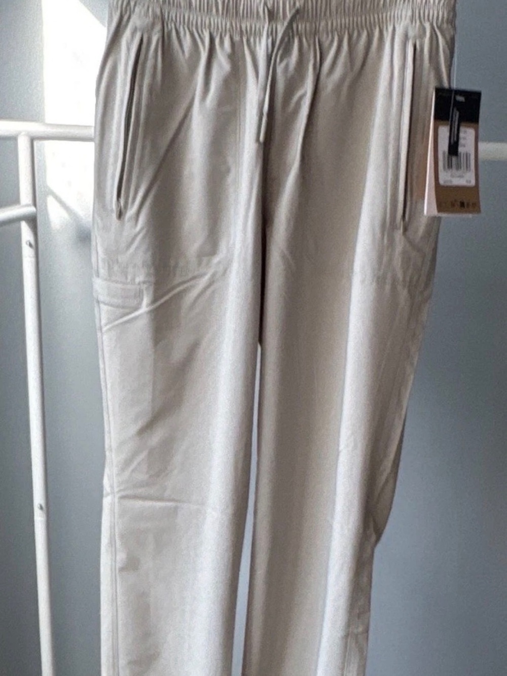 The North Face Never Stop Wearing Pants Women XS Clay Grey NWT NF0A81VT
